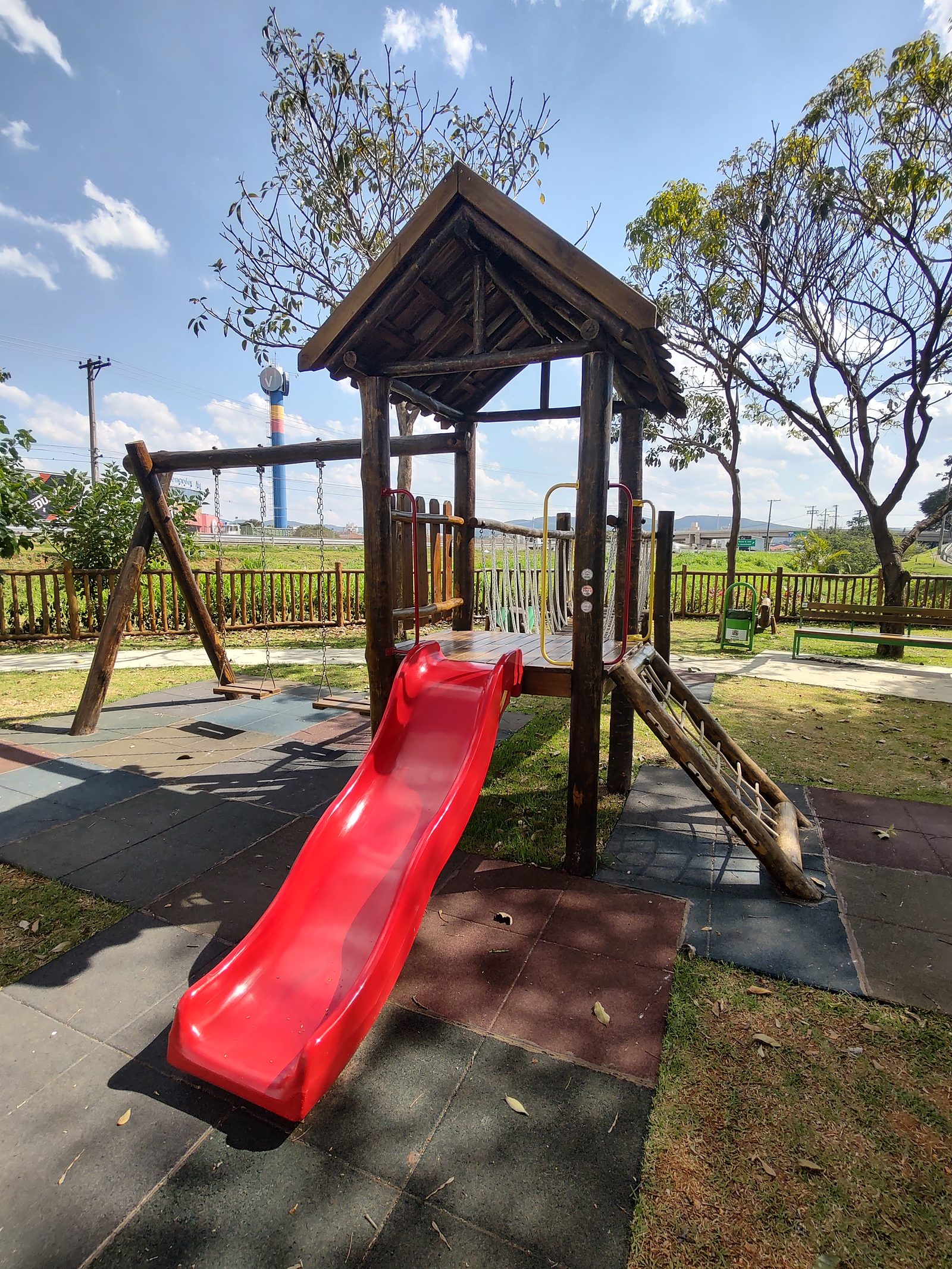 Playgrounds — foto 1